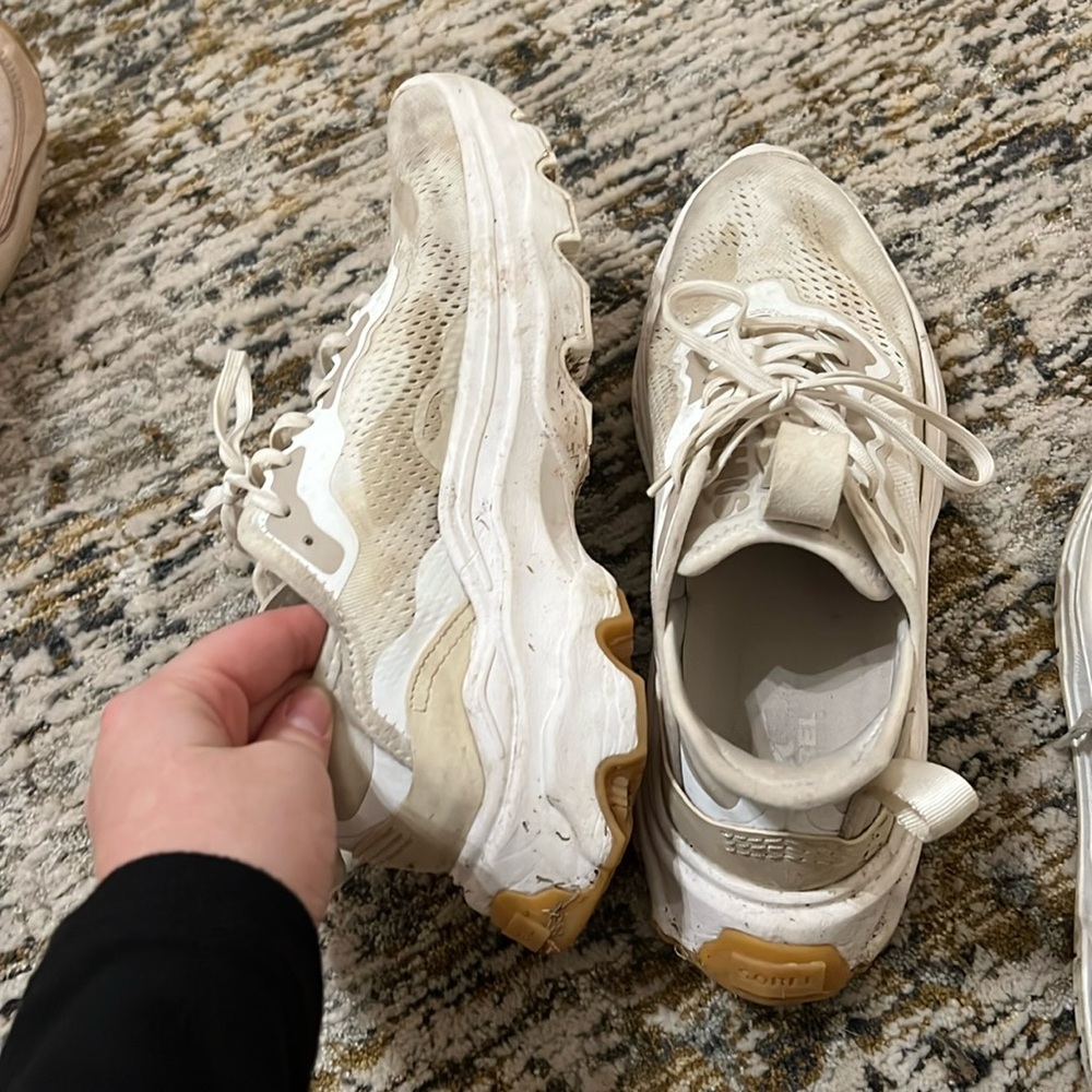 Size 9 sorell